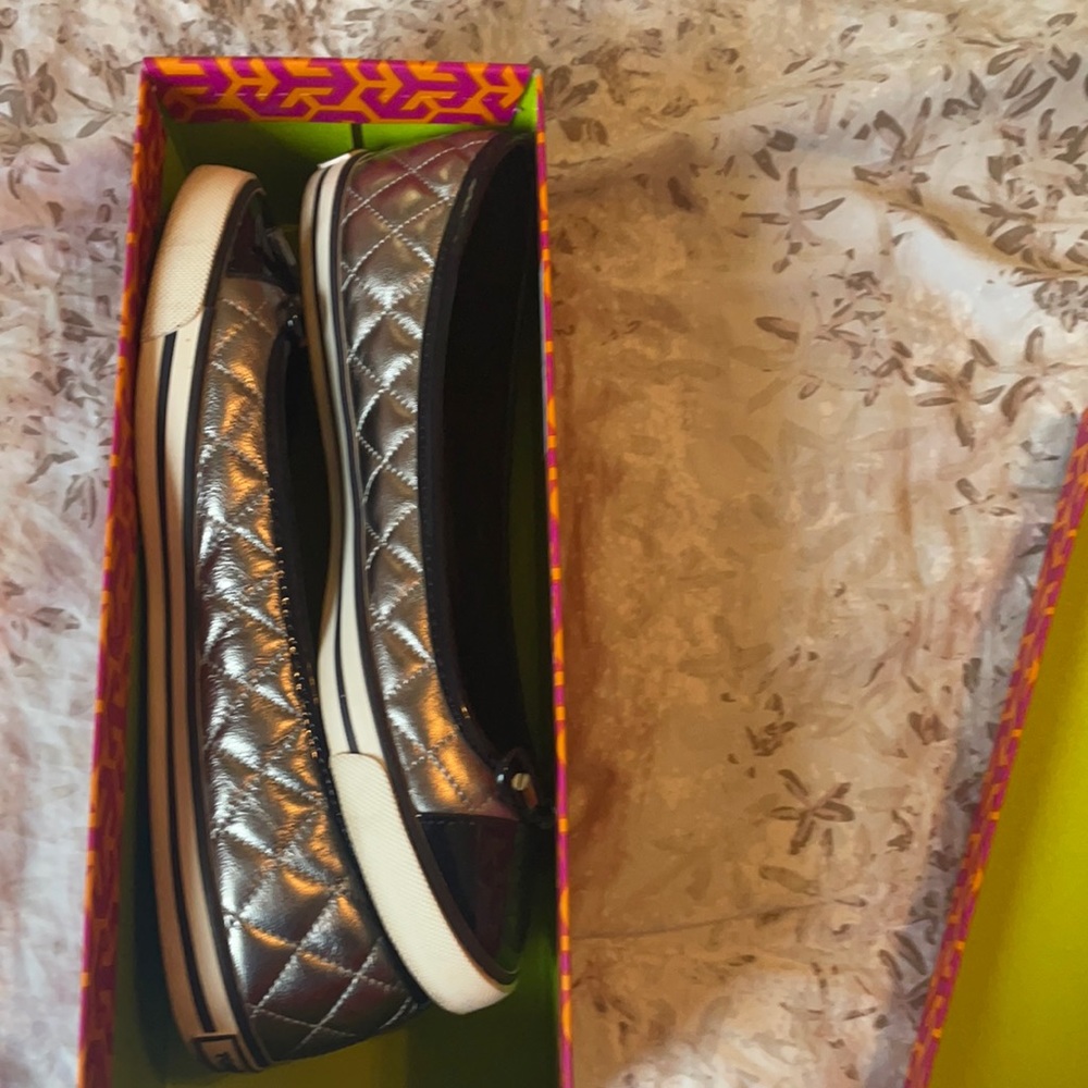 Pretty silver and navy patent Tory Burch sneakers